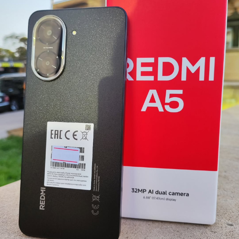 Xiaomi Redmi A5 – 5800mAh – 64GB/3GB – Android 15 (ColorOS 15) – 6.67" IPS LCD 90Hz – 50MP + 2MP Rear – 8MP Front – 10W Charge – Corning Gorilla Glass 7i/AGC DT-Star D+ – Side Fingerprint – Dual SIM – 4G.