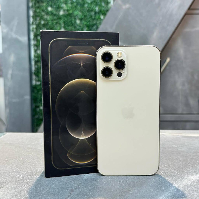 iPhone 12 Pro Max – Brand New – 256GB – 5G – Face ID – 6.7" Super Retina XDR Display – 12MP Triple Rear + 12MP Front Camera – A14 Bionic Chip – MagSafe Charging – All-Day Battery – Factory Unlocked – No Installment or EasyBuy.