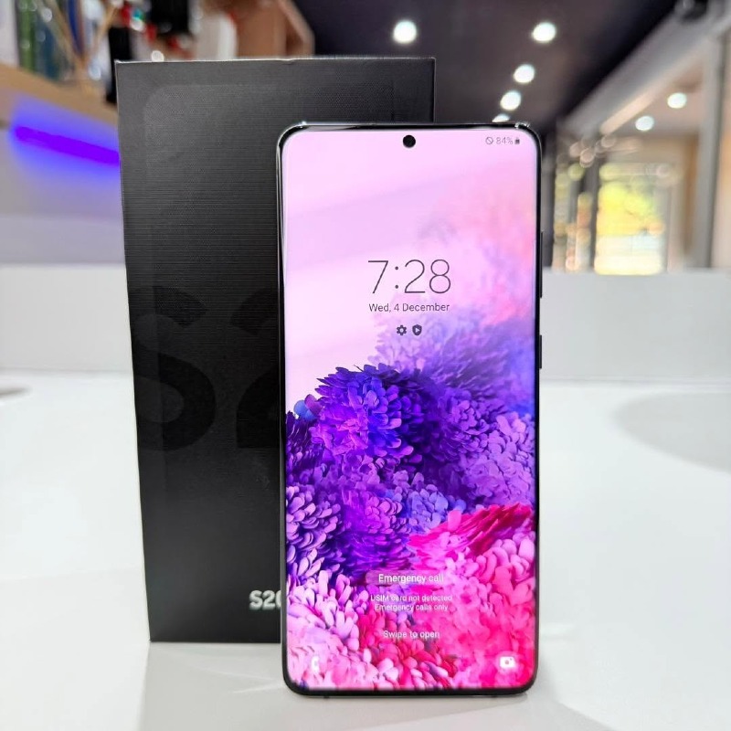 Samsung Galaxy S20+ (UK Used) – 4500mAh – 128GB ROM – 8GB RAM – Android – 6.7" Dynamic AMOLED 2X 120Hz – Quad Rear Camera – 10MP Front – USB-C – 5G – In-Display Fingerprint – Wireless Charging – IP68.